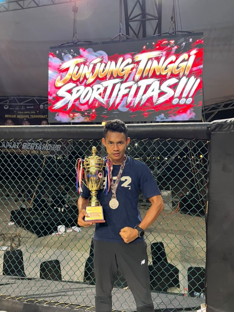 PRAJURIT KOARMADA I UKIR PRESTASI DI KEJUARAAN MMA DKI