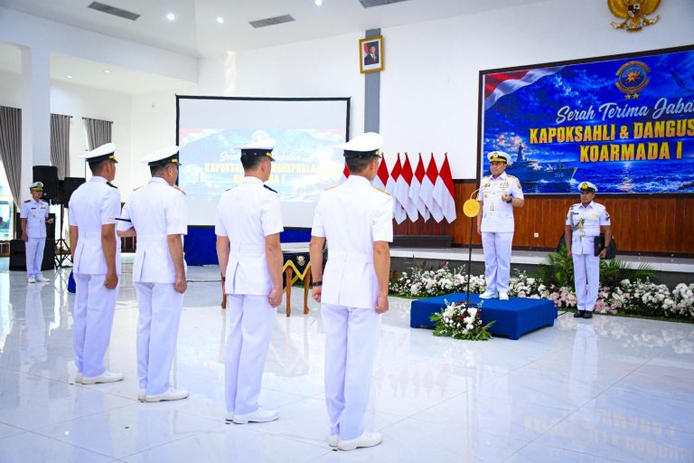 Pangkoarmada I Pimpin Sertijab Kapoksahli dan Danguspurla Koarmada I