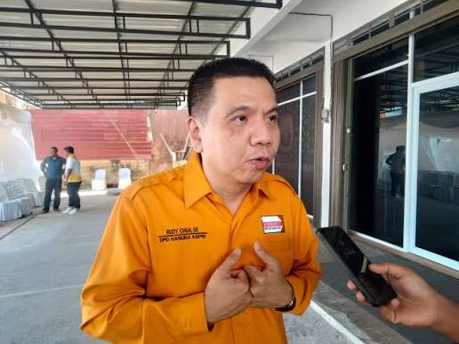 Berbanding Terbalik! Ansar Ajak Warga Ambil Hikmah, Rudi Chua Hubungi PLN di Tengah Blackout